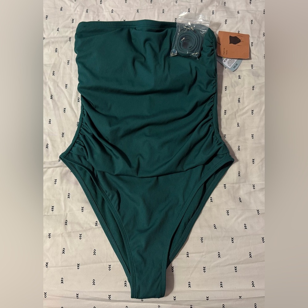 ✨Shade & Shore One Piece High Leg Cheeky✨